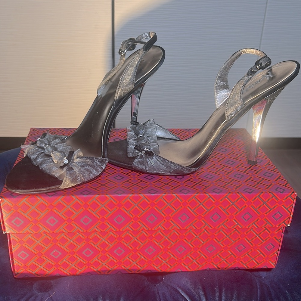 Stunning Marciano heels, Sz 9
